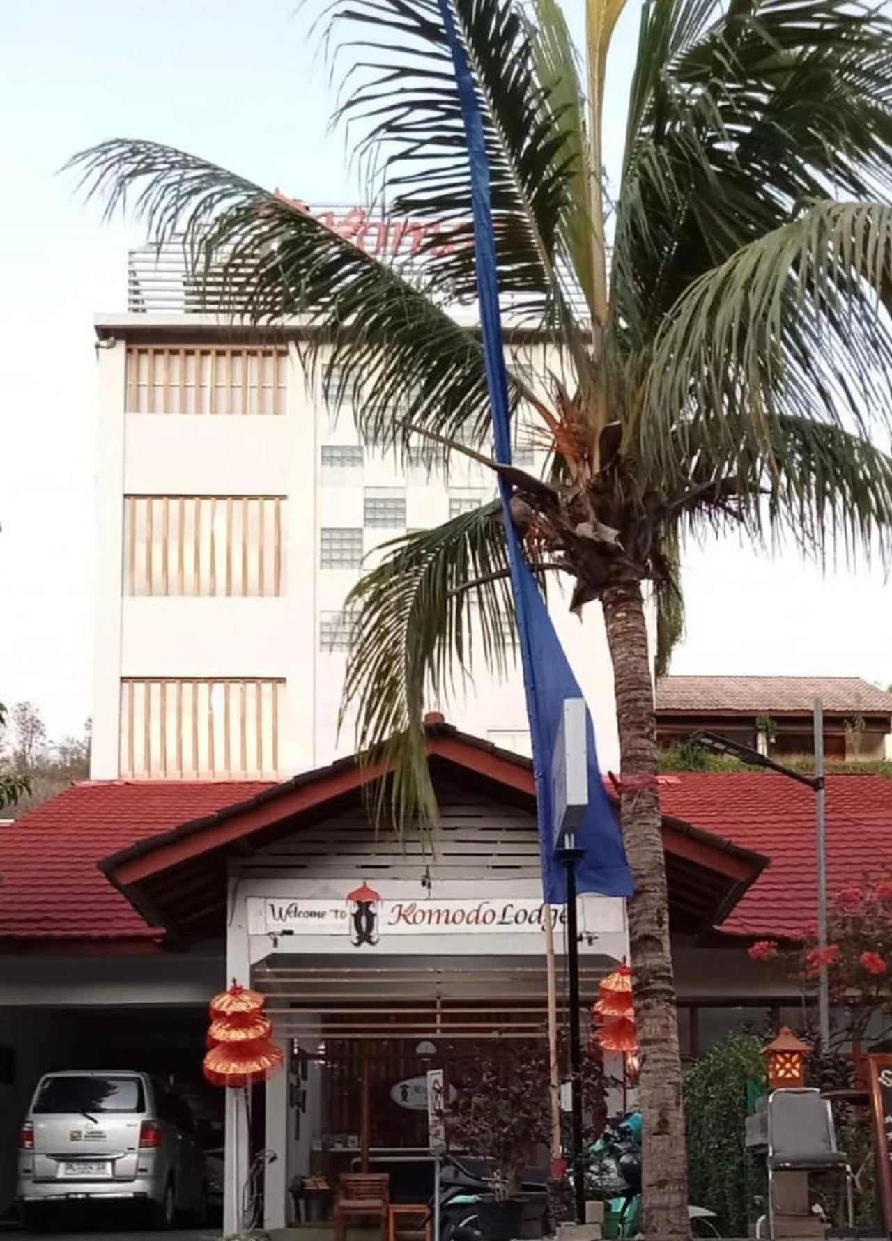 Komodo Lodge Labuan Bajo Exterior photo