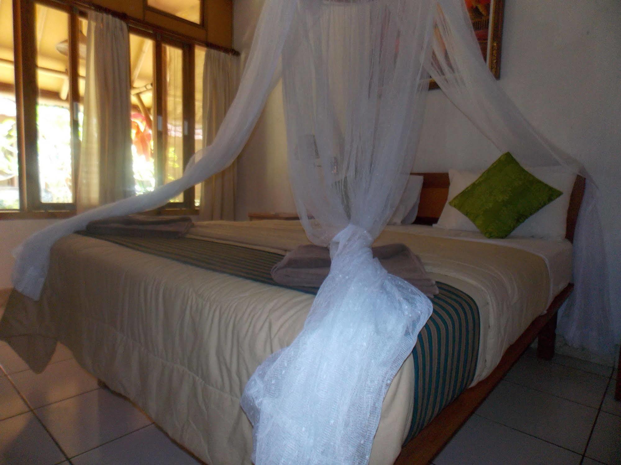 Komodo Lodge Labuan Bajo Exterior photo