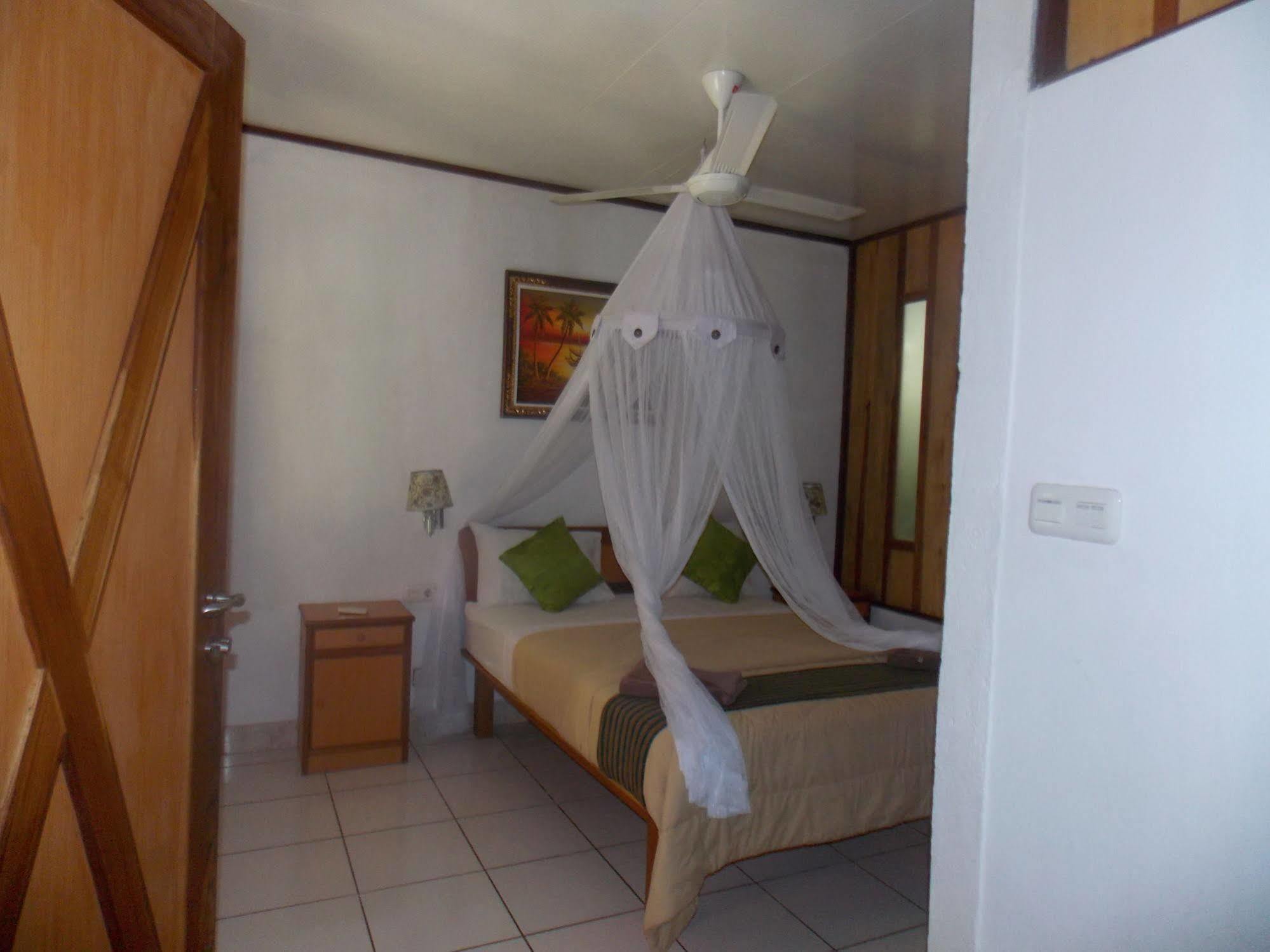 Komodo Lodge Labuan Bajo Exterior photo