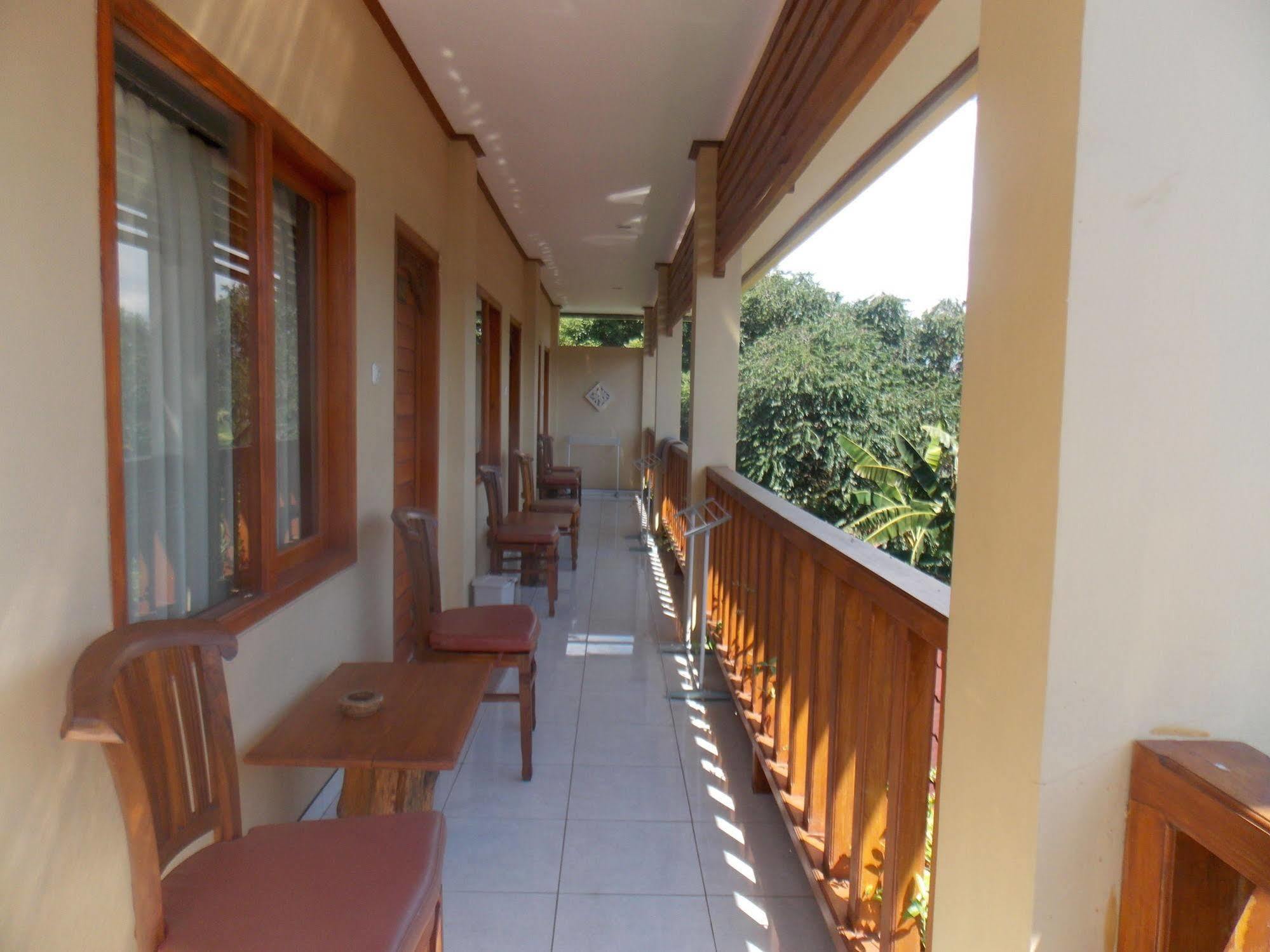 Komodo Lodge Labuan Bajo Exterior photo